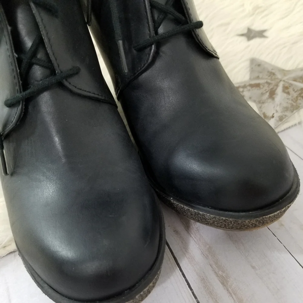 Kelsi Dagger Fortune wedge ankle boots black lace-up Women's Size 9.5